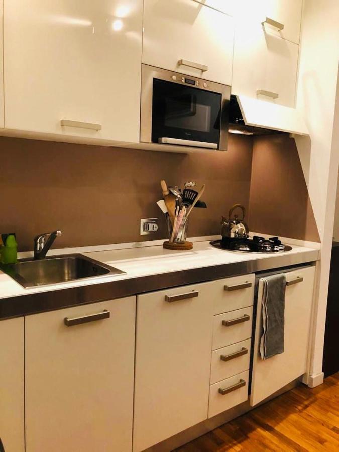 Portavenezia49 - Appartamento Milano Porta Venezia Con Jacuzzi ミラノ エクステリア 写真